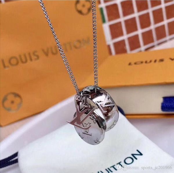 

2019 wholesale gold plated double rings pendant necklace choker 316l stainless steel two circle rings necklace jewelry for women, Silver