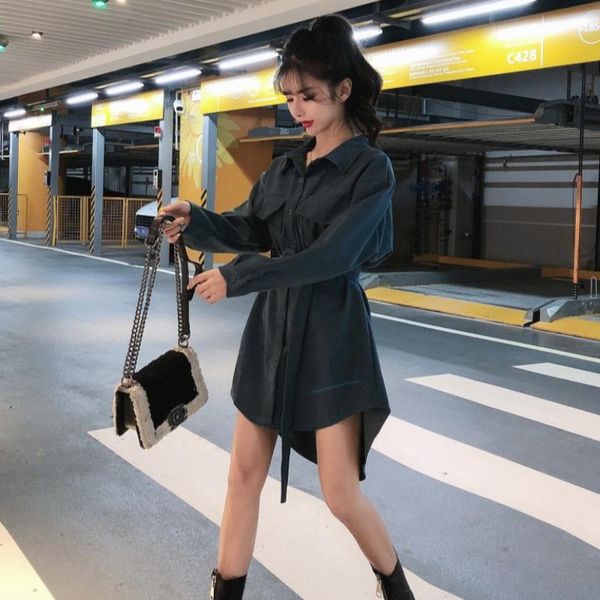 

2020 новая осень корейской моды нагрудные карманный декоративные пояса для похудения слим рубашка платья женщин, White;black