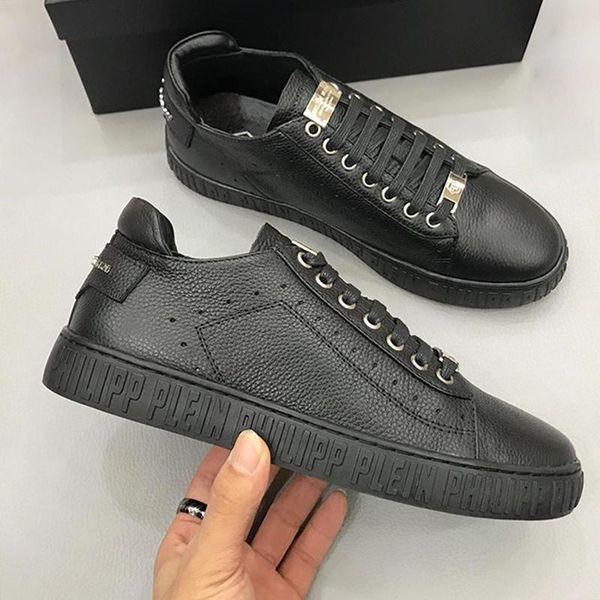 

low vintage mens shoes fashion sneakers casual footwears breathable shoes outdoor walking chaussures de sport pour hommes