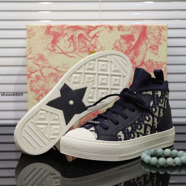 

2020 new canvas shoes fashion women ladies low canvas embossed microfiber sneaker sandals, Black