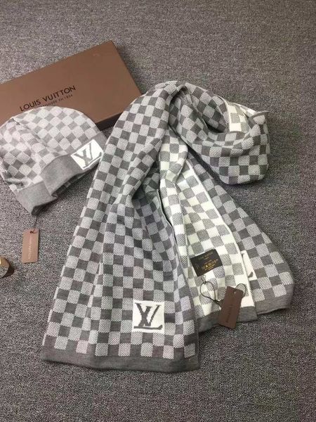 

2020 designer fashion luxury combination of men's and women's scarves and hats winter new knitted hat and scarf wholesale ing, Blue;gray