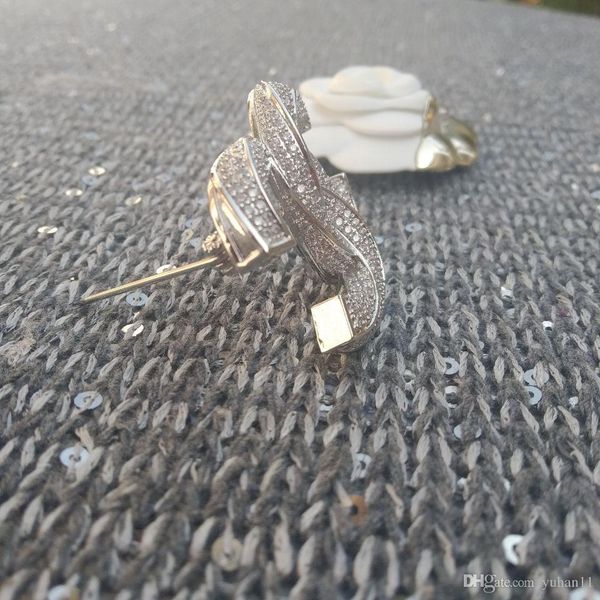 

new classic fashion metal brooch inlaid many rhinestones fashion c symbol accessories brooch gifts, Gray