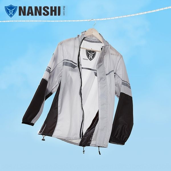 

blue lion raincoat suit motorcycle split motorcycle riding light waterproof men's and women's whole body fishing raincoat, Red;brown