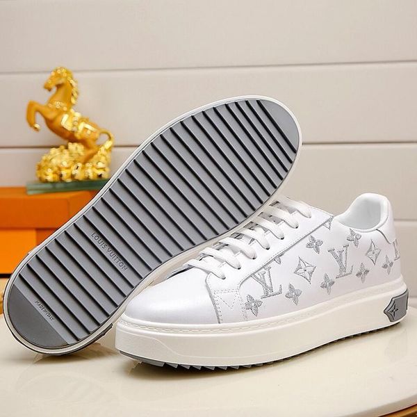 

mens shoes fashion classic lightweight sports sneakers plus size lace -up casual vintage luxury men shoes chaussures pour hommes