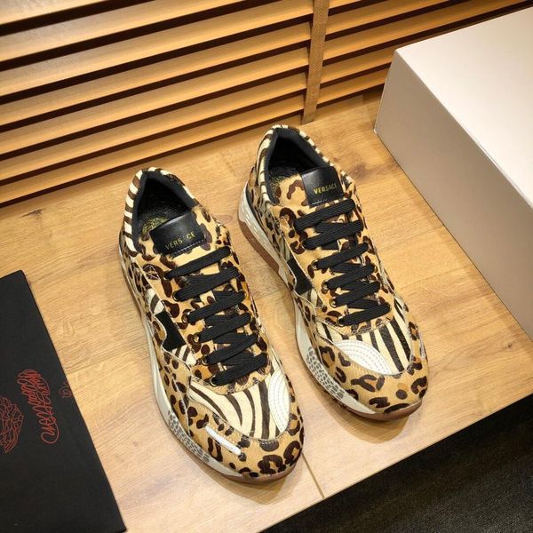 

2020-2019k new luxury limited edition men's casual shoes, fashion wild sports shoes, original packaging shoe box delivery, yardage: 38