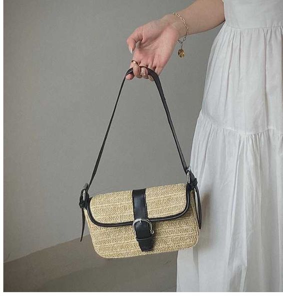 

simple woven buckle ladies shoulder bag summer fashionwomen vintage design straw baguette handbags holiday female beach armpit