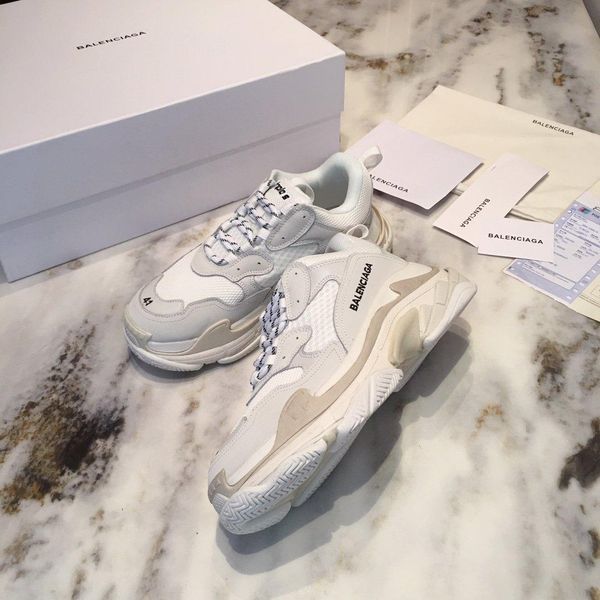 

2020lx mens designer shoes running sneakers monogram flowers rubber outsole casual sneakers mens jogging shoelaces original box packaging, Black