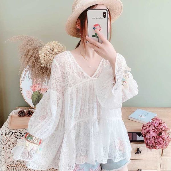 

spring original design women elegant white shirts ladies korean sweet v-neck embroidery casual loose lace blouses