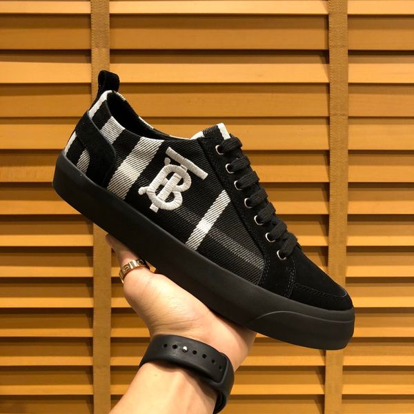 

2020ak men's comfortable casual shoes mountaineering travel outdoor adventure shoes all-match trend shoes delivery in original box, Black