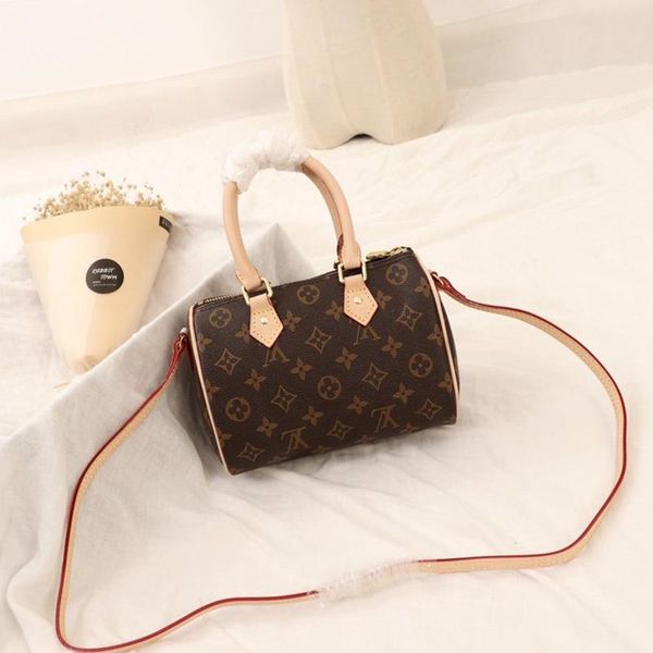 

new arrival womens bag vintage classic designer luxury womens bag leather lady shoulder bags sac bandouli Ã¨re fast delivery