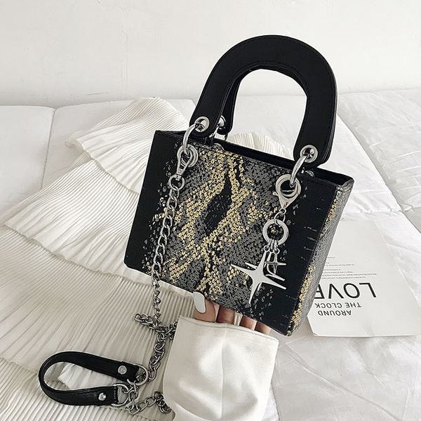 

mini dai fei snakeskin women's small bag bag 2019 new fashion cross portable small bags launder bags, White