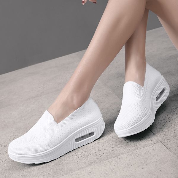 

2020 autumn women sneakers shoes flat platform shoes woman breathable mesh slip on creepers walking 7697