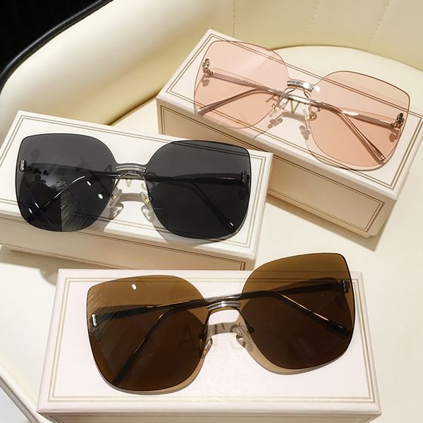 

ms 2020 new women sunglasses rimless uv400 brand designer gradient sun glasses female oculos with box, White;black