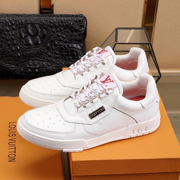 

2020 causal shoes men sneakers comfortable design luxury fashion sneakers mens footwears athletic zapatos de hombre casual outdoor sneakers