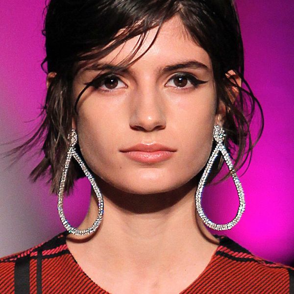 

eh8241 exaggerated water drop hollow copper claw chain rhinestone earrings women's fashion bohemian style, Golden