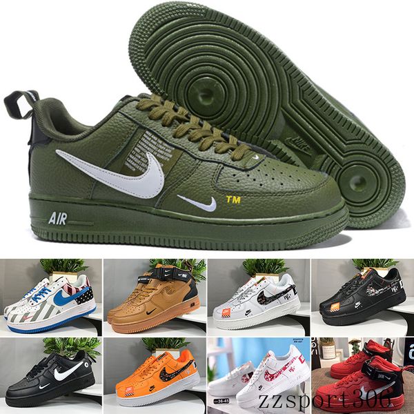 

stock running one 1 dunk mid 07 men women flyline running shoes sports skateboarding high low 1 all white all black trainers sneaker tr4kk