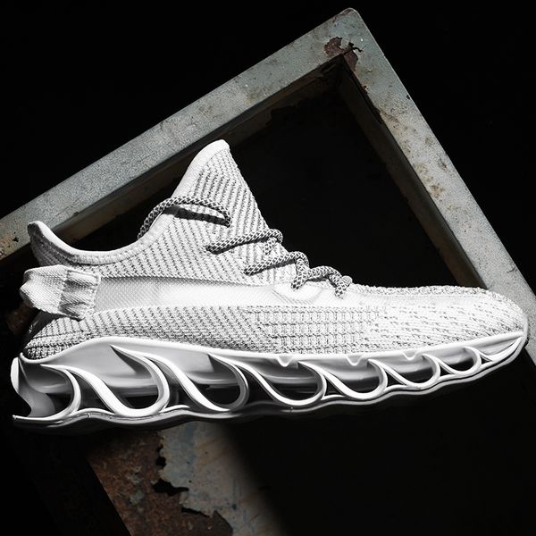 

blade running shoes for men trainers breathable men gym shoes reflective lace athletic shoes black/white mens designer sneakers