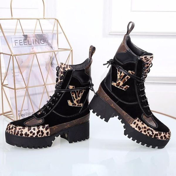 

женщины ботильоны lace -до мода обувь luxury design с коробкой chaussures de femme casual женская обувь высокого растеряев мартин сапоги bot, Black