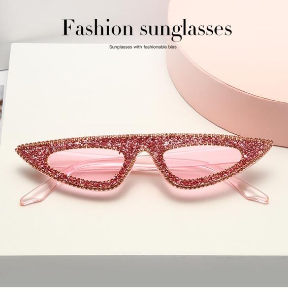 

2020 trendy cat sunglasses women fashion luxury diamond sun glasses for ladies shades triangle vintage eyewear uv400 fml, White;black