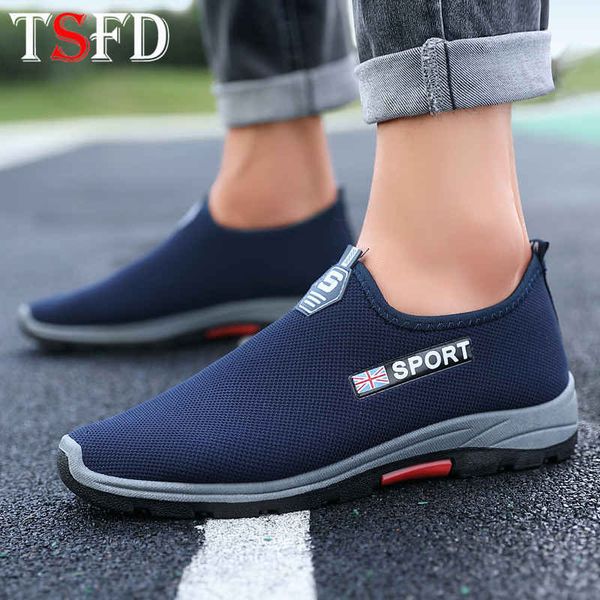 

low running shoes men breathable summer men's sneakers slip-on men's shoes sports plus size shoe men sport mesh footwear q9