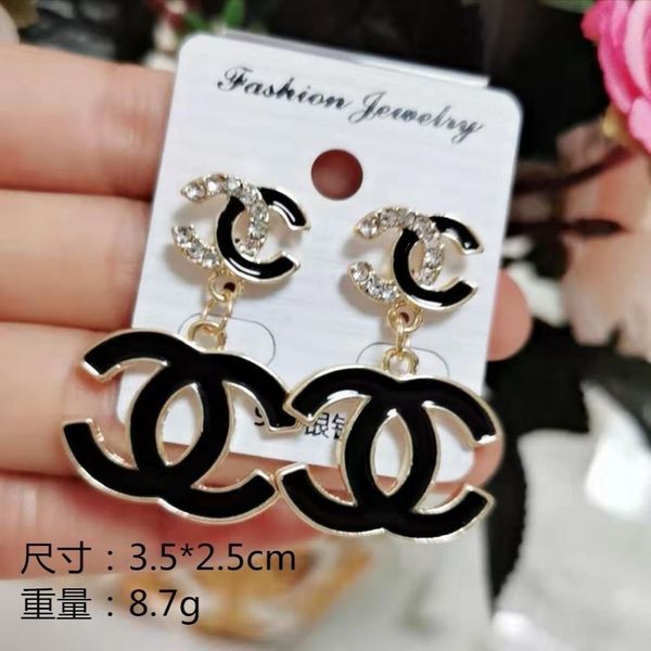 

luxury jewelry women earrings single pearl designer stud earrings high-end elagant round stud fashion style, White