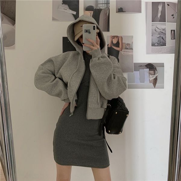 

2020 autumn coat zippert-shirt zipperand winter korean style gray hooded zipper short sweater coat women round neck stretch slim bottoming t