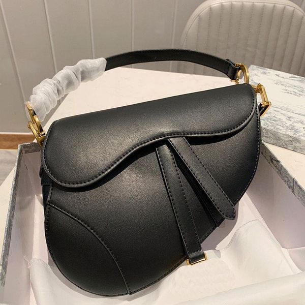 

classic women embroidered bag horseshoe buckle handbag genuine leather handbags shoulder strap tote messenger vintage purse