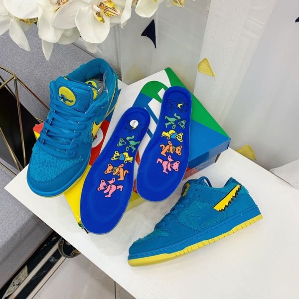 

2020 new men's and women's high-end luxury original single dance bear casual sports shoes sb skateboard shoes campus student sport, Black