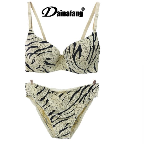 

bcd cup bras sets underwear women plus size brasier lace bralette brassiere slim breathable popular thong lingerie set, Red;black