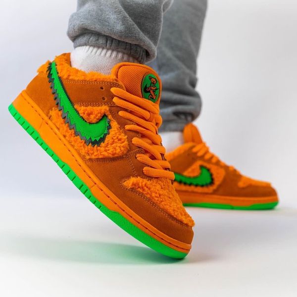 

nÃ¬ke sb dÃ¹nk low x grateful dead bears in yellow green-black medium brown basketball shoes designers skateboarding mens women outdoor shoes