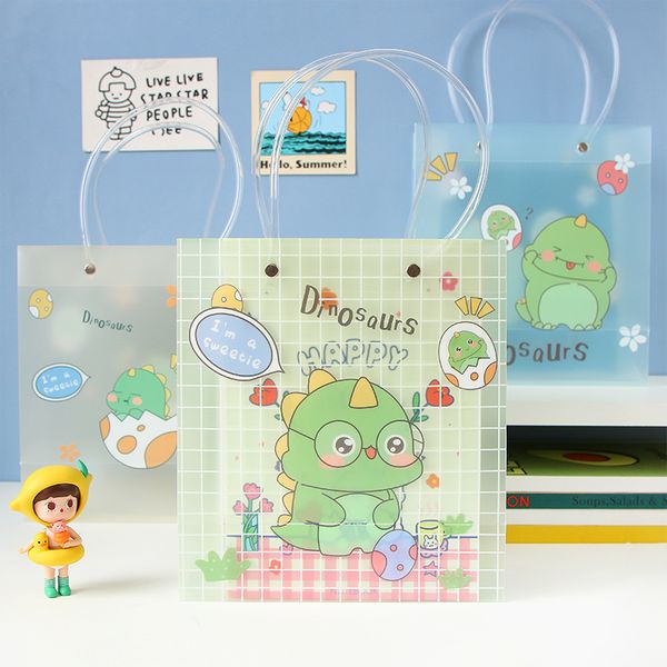 

portable gift bag paper cartoon green shopping bag gift can be customized