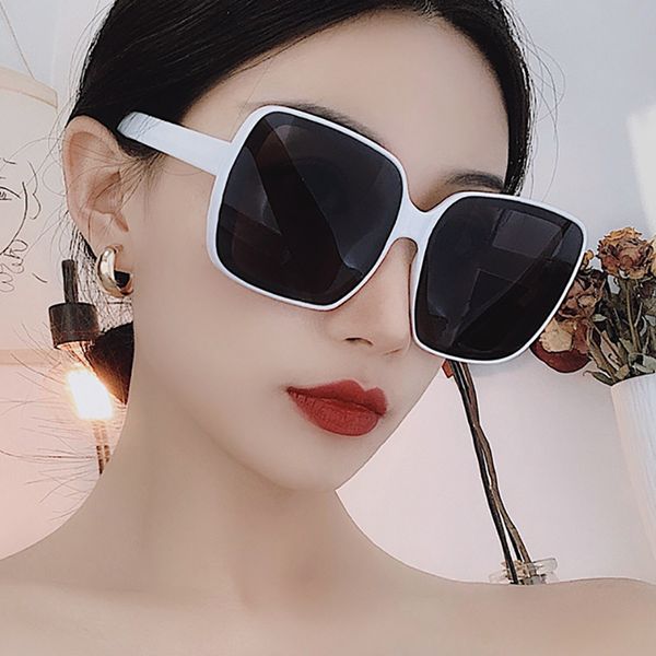 

2020 classic retro square sunglasses ladies siamese oversized ladies men's retro sun glasses, White;black