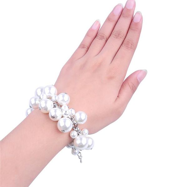 

b0017 imitation pearl girl bracelet charming ladies bracelet bownot decor women christmas party bangle eye-catching ornaments, Black