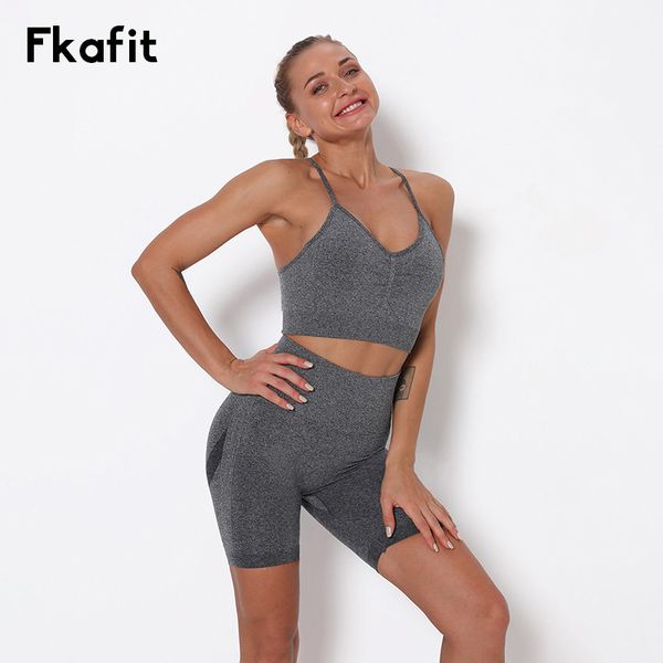 

yoga outfits seamless gym set shorts sport leggings and fitness clothing workout clothes for women solid running sportswear, White;red