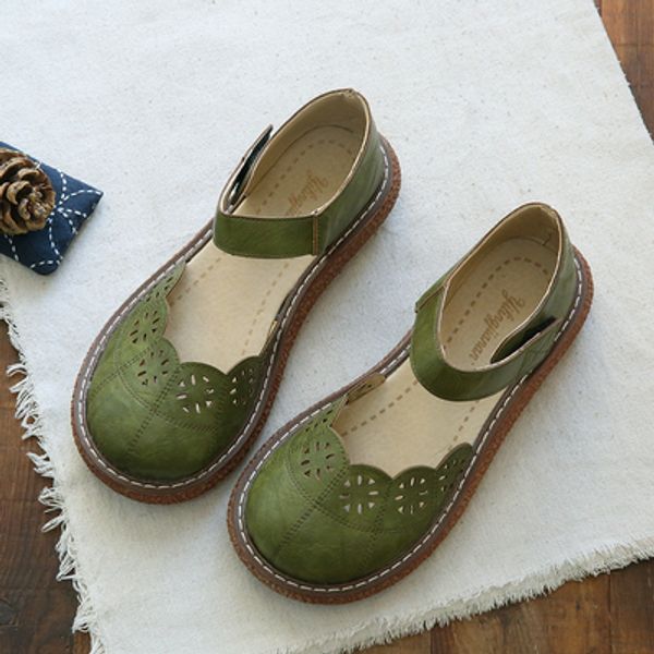 

mori literary and art retro hollow thick bottom big head shoes 2020 summer new round head breathable flat shoes women, Black