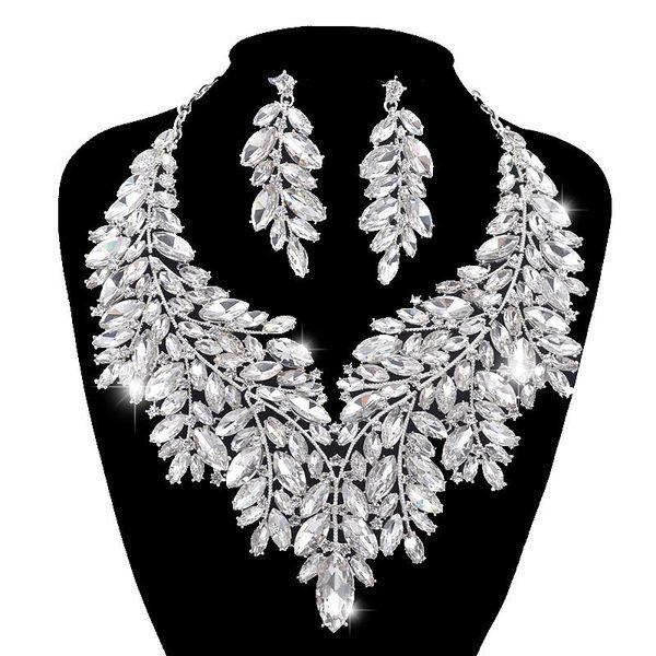 

luxurious dubai style wedding jewelry sets rhinestone crystal statement bridal silver necklace sets christmas gift for women c19021601