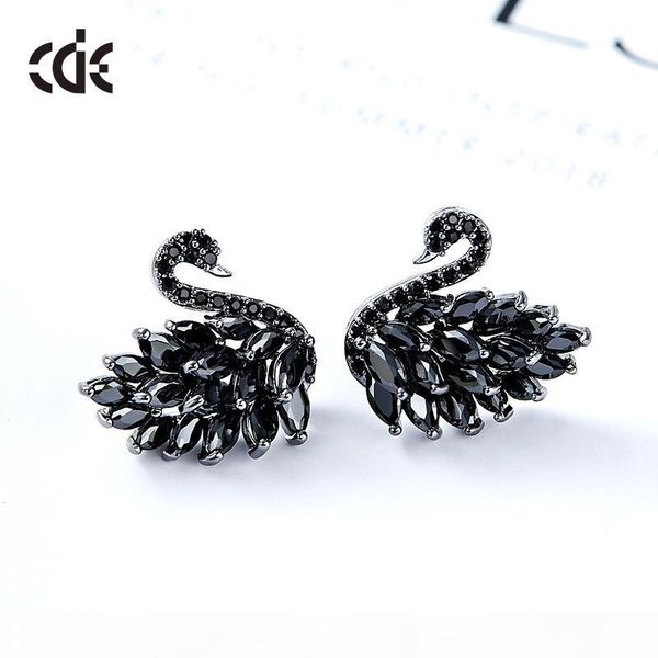 

new european and american female earrings crystal swan earrings, Golden;silver