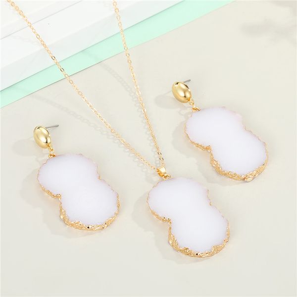 

1 pc resin simulation stone irregular round necklace for female gift jewelry simple geometric irregular necklace clavicle chain, Silver