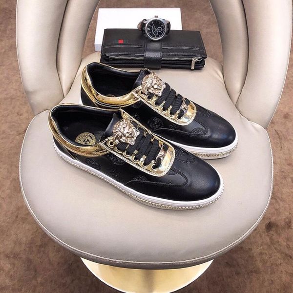 

2021e spring and summer new small white shoes medusa men 's shoes ,fashion leather low -sneakers ,wild shoes original box packagin, Black