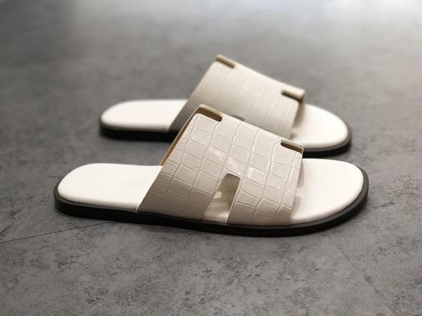 

2020 latest fashion designer casual shoes izmir sandals designer fashion couple models beautiful sandals men's comfortable trend1112