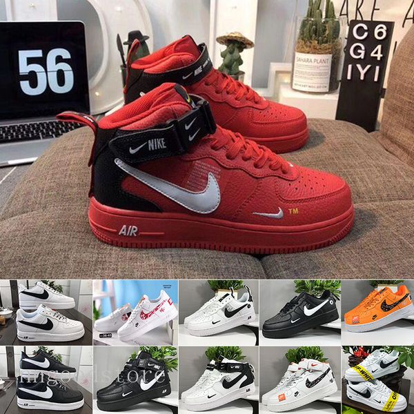 

один 1 dunk мужского наружная обуви chaussures скейтбординг черной белая оранжевая пшеничная женщина мужчины высокая низкий проектировщик тр