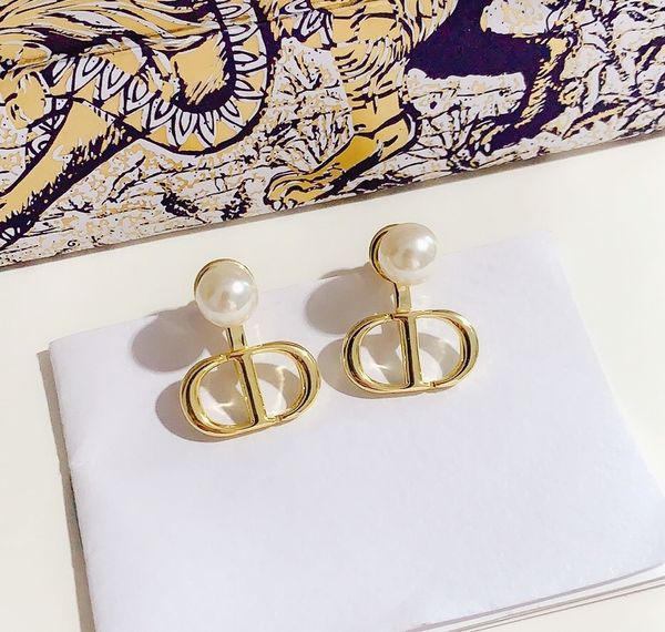 

2020 new hollow letter pearl designer earrings simple letter fashion retro earrings designer jewelry, Golden