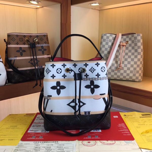 

luxury cloud shape evening bags cloud bag with thick chain clutch women pouch genuine leather clip designer handbags crossbody totes d209, Blue;gray