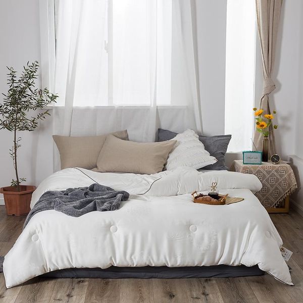 

100%cotton quilted white comforter duvet quilt soft warm coverlet quilt duvet cover filling for all season 200x230cm 220x2j0cm