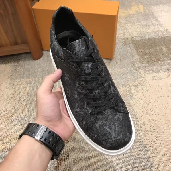 

2021t new printed leather wild sports shoes men 's soil shoes ,comfortable breathable lace -up shoes ,original box packaging 38 -44, Black