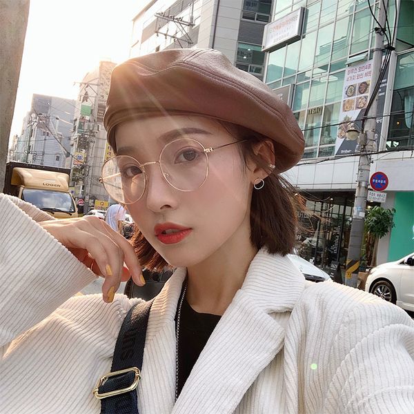 

korean version fashionable and versatile retro pu leather net red beret street personality british painter hat man, Blue;gray
