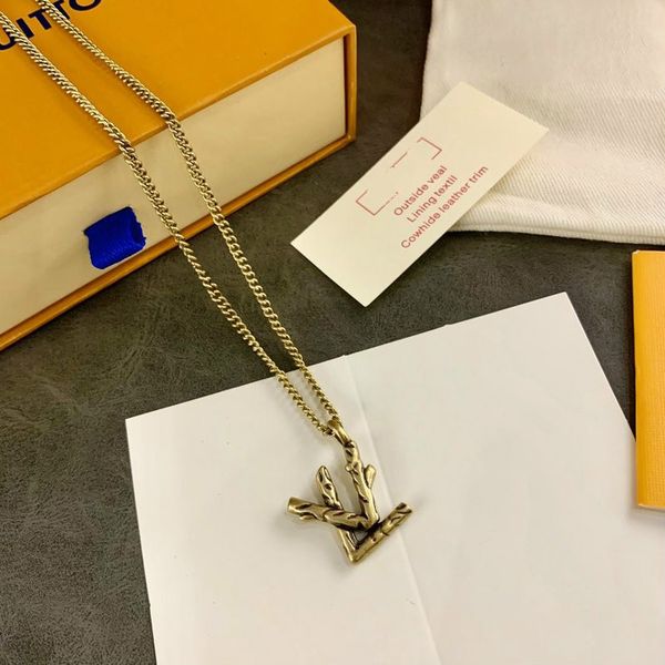 

lou is vui tton designer jewelry hip hop designer necklace butterfly iced out pendant mens 14k gold chains initial letter, Silver