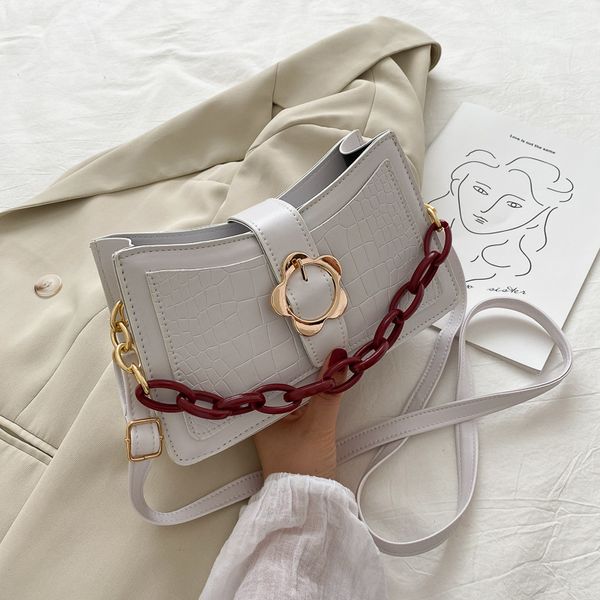 

wholesale ladies bag small bag 2020 new trendy summer fashion chain one shoulder messenger wild niche underarm