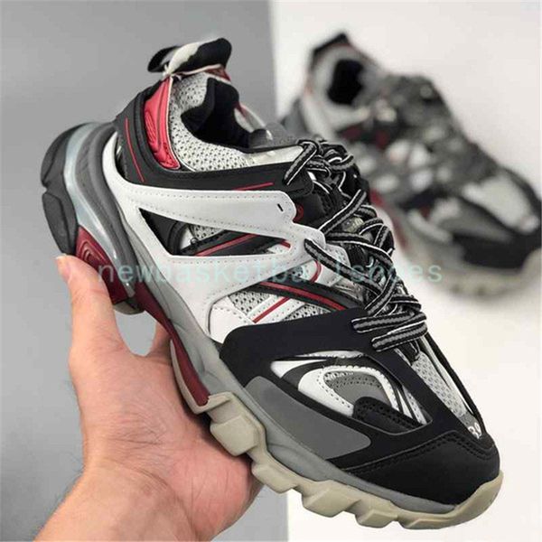 track triple s