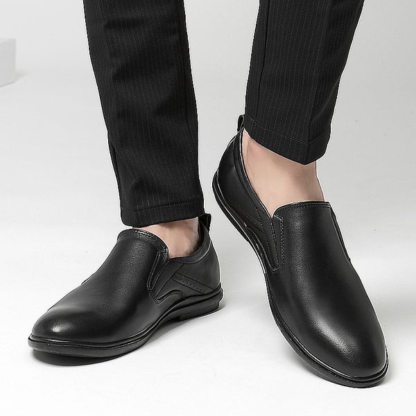 

breathable casuales causal mens 2020 man fashion loafers black sapatos mens leisure zapatos new para sneaker sneakers